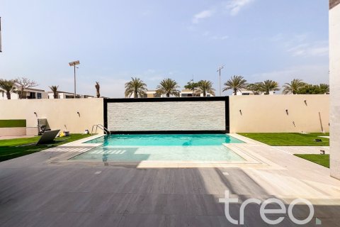 Villa de 5 dormitorios en Al Furjan, UAE No. 186612 3