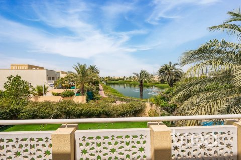 5 bedrooms Villa in Meadows, UAE No. 186609 11