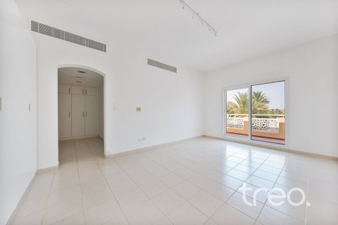 5 bedrooms Villa in Meadows, UAE No. 186609 9