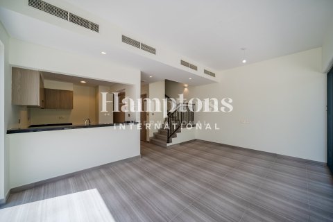 4 غرف نوم تاون هاوس  رقم 131837 8