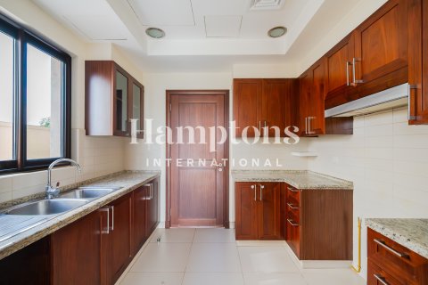 4 bedrooms Villa in Samara, UAE No. 131841 23