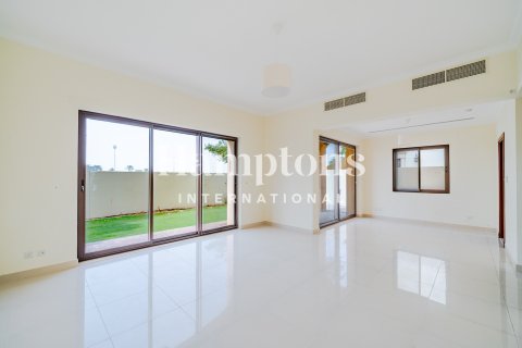 4 bedrooms Villa in Samara, UAE No. 131841 22