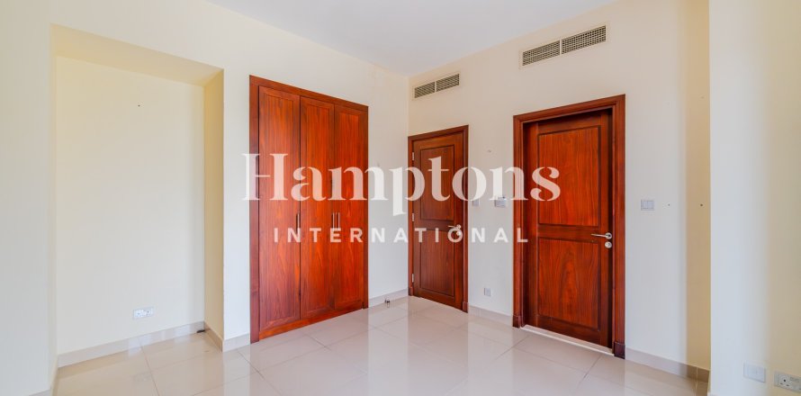 4 bedrooms Villa in Samara, UAE No. 131841