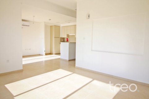 Villa de 3 dormitorios en Zahra Townhouses, UAE No. 206223 8