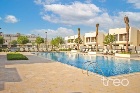 Villa de 3 dormitorios en Zahra Townhouses, UAE No. 206223 11