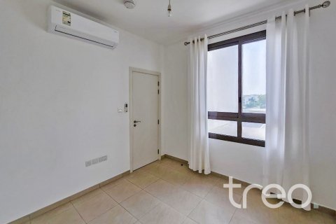 Villa de 3 dormitorios en Hayat Townhouses, UAE No. 206224 8