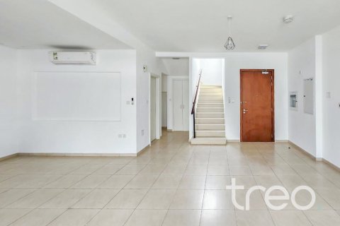 Villa de 3 dormitorios en Hayat Townhouses, UAE No. 206224 5