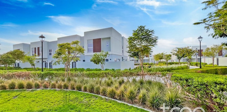 Townhouse de 3 chambres à Villanova, UAE No. 206227