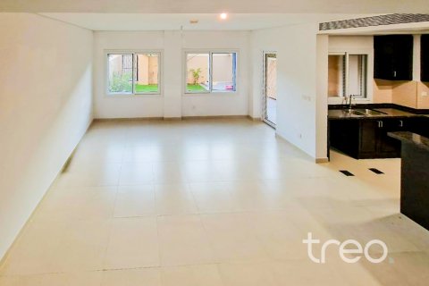 Townhouse de 3 chambres à Casa Dora, UAE No. 206225 5