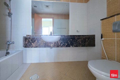 Квартира с 2 спальнями в Дубай Марина, ОАЭ №137216 13