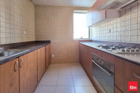 Квартира с 2 спальнями в Дубай Марина, ОАЭ №137216 11