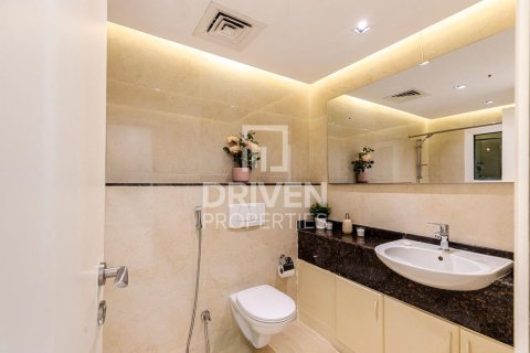 Apartment de 2 dormitorios en Dubai Marina, UAE No. 85255 8