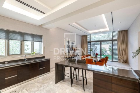Villa de 4 chambres à District One, UAE No. 85272 21