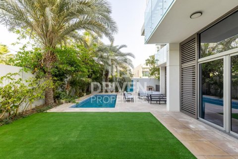 Villa de 4 chambres à District One, UAE No. 85272 12