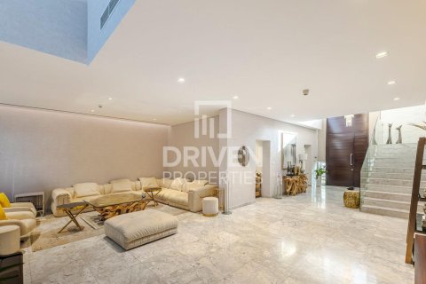 Villa de 4 chambres à District One, UAE No. 85272 1