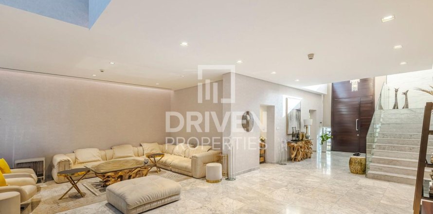 Villa de 4 chambres à District One, UAE No. 85272
