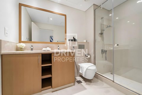 Apartment de 3 dormitorios en BLVD Crescent, UAE No. 83695 23