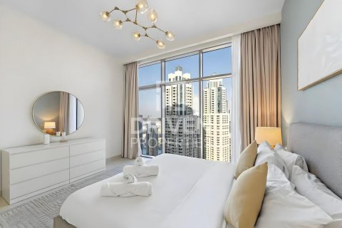 Apartment de 3 dormitorios en BLVD Crescent, UAE No. 83695 18
