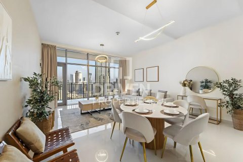 Apartment de 3 dormitorios en BLVD Crescent, UAE No. 83695 10