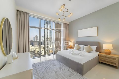 Apartment de 3 dormitorios en BLVD Crescent, UAE No. 83695 19