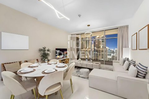 Apartment de 3 dormitorios en BLVD Crescent, UAE No. 83695 11