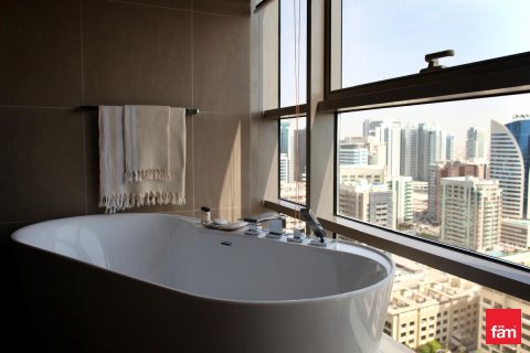 Apartment de 2 dormitorios en Dubai, UAE No. 147649 13