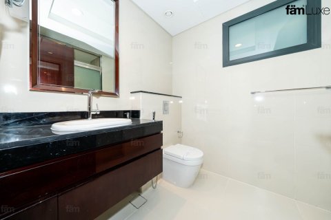 8 bedrooms Villa in Dubai, UAE No. 199414 18