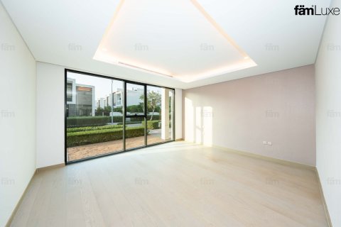 8 bedrooms Villa in Dubai, UAE No. 199414 7