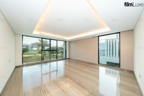 8 bedrooms Villa in Dubai, UAE No. 199414 10