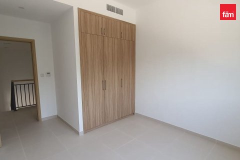 3 bedrooms Townhouse in Dubai, UAE No. 199412 8