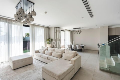 Townhouse de 4 dormitorios en Mohammed Bin Rashid City, UAE No. 192289 3