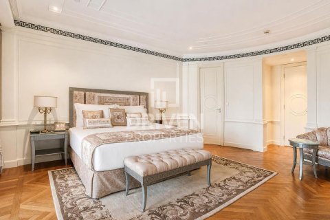 Дуплекс с 3 спальнями в Palazzo Versace, ОАЭ №192290 17
