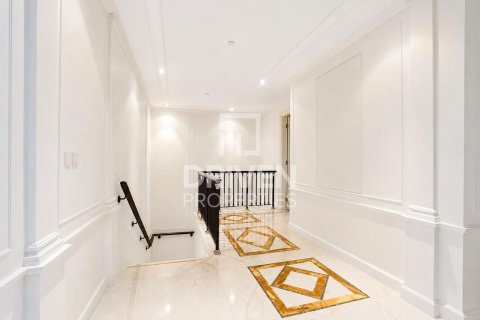Дуплекс с 3 спальнями в Palazzo Versace, ОАЭ №192290 4