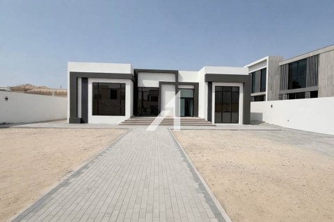 4 غرف نوم فيلا في Al Barsha South, الإمارات العربية المتحدة رقم 146553 7