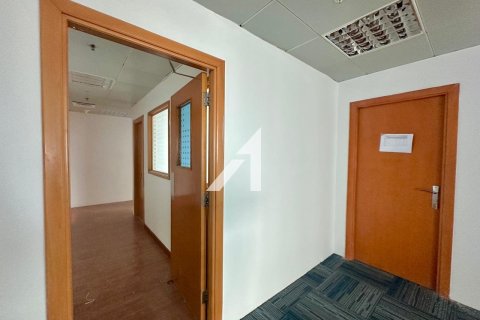 186مربع، مكتب في Sheikh Zayed Road, الإمارات العربية المتحدة رقم 146557 3