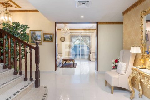 Villa de 5 dormitorios  No. 113630 21
