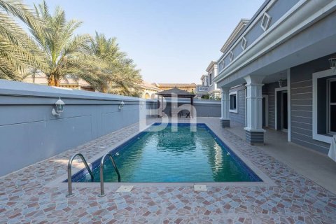Villa de 5 dormitorios  No. 113630 4