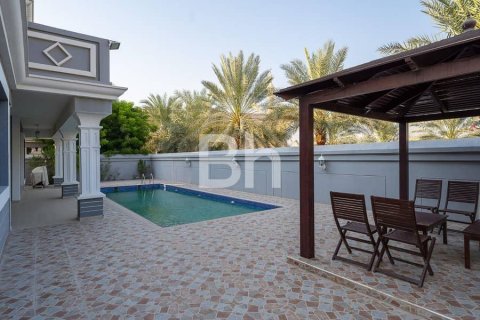 Villa de 5 dormitorios  No. 113630 23