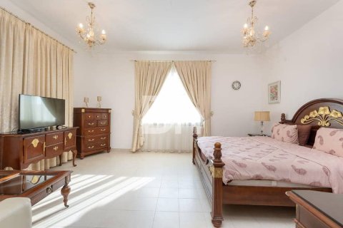 Villa de 5 dormitorios  No. 113630 18