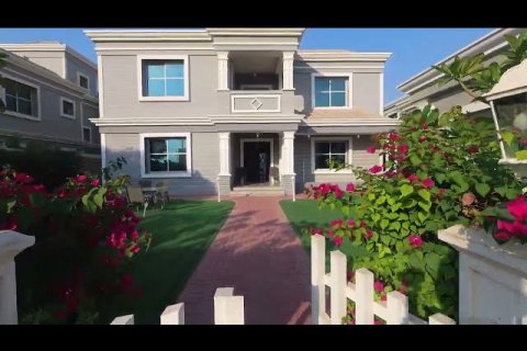 Villa de 5 dormitorios  No. 113630 12