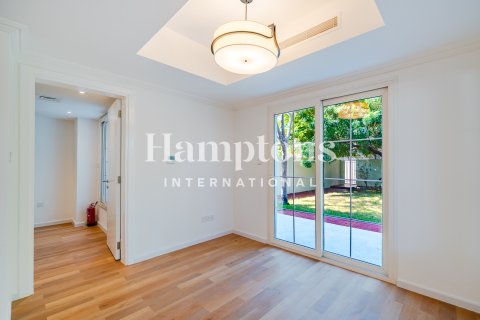 Townhouse de 4 dormitorios No. 118379 5