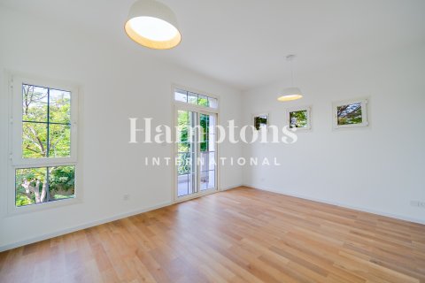 Townhouse de 4 dormitorios No. 118379 2