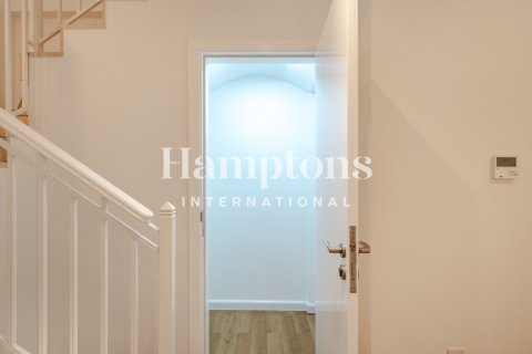 Townhouse de 4 dormitorios No. 118379 8