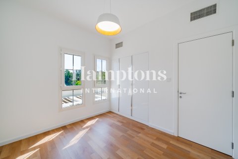 Townhouse de 4 dormitorios No. 118379 22