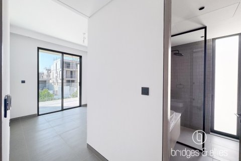 4 غرف نوم فيلا  رقم 131718 22