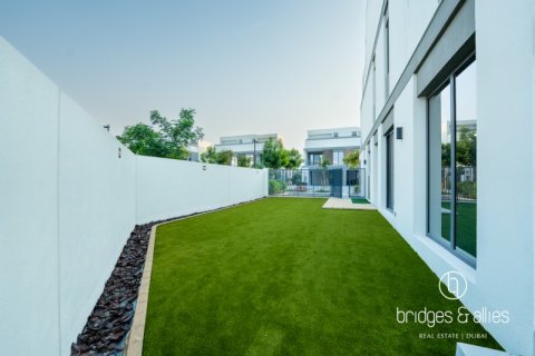 4 غرف نوم فيلا  رقم 131719 8