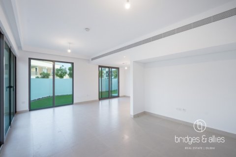 4 غرف نوم فيلا  رقم 131719 4