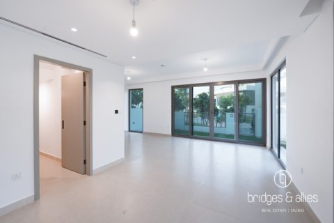 4 غرف نوم فيلا  رقم 131719 3