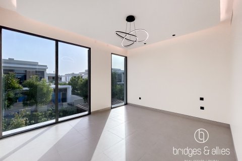 4 غرف نوم فيلا رقم 131722 17