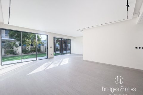 4 غرف نوم فيلا رقم 131722 2